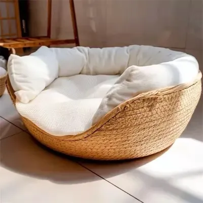 Pet Bamboo Weaving Four Season Cozy Nest Baskets 