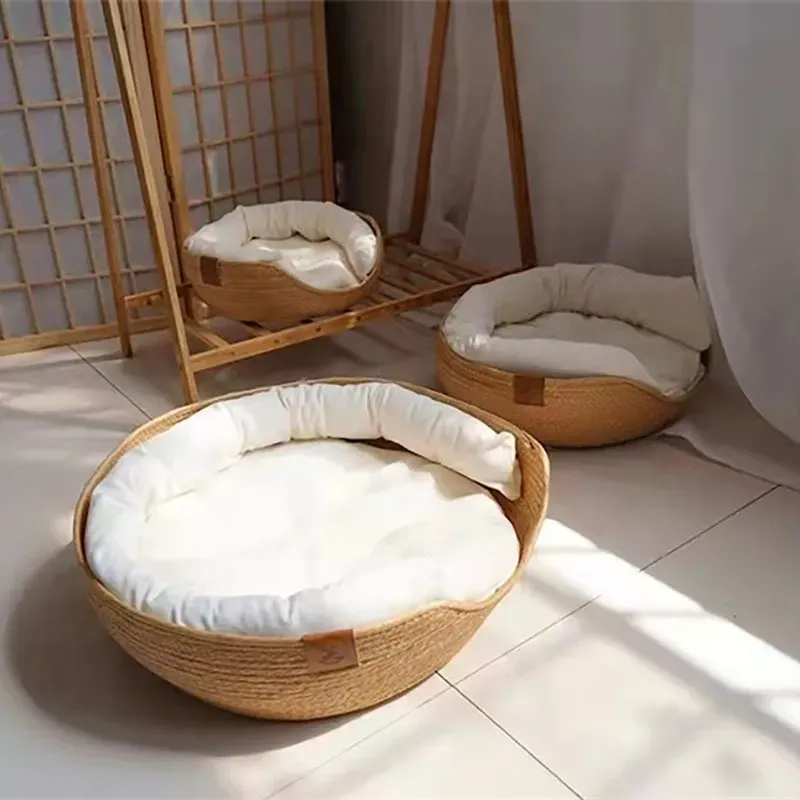 Pet Bamboo Weaving Four Season Cozy Nest Baskets 